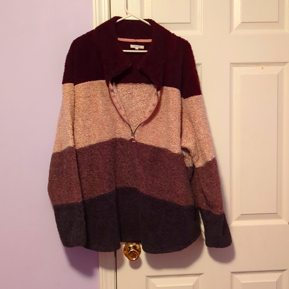 Sherpa zip top
